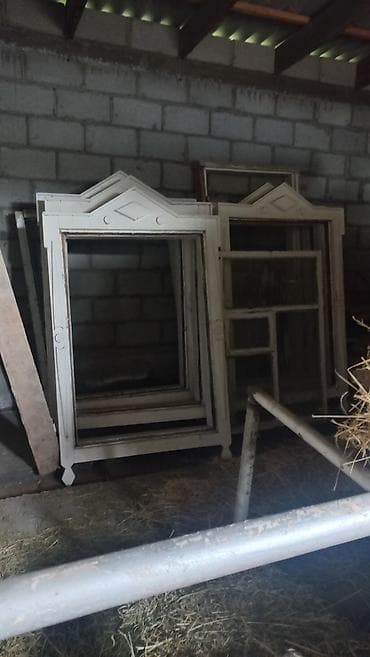 продам курей: Межкомнатная дверь, Б/у, Глухие, Одностворчатая, Деревянная, Распашная, цвет - Белый — 2