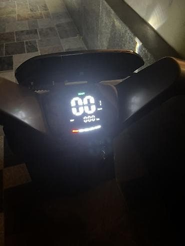 Электроскутер городского класса Можете кататься без прав на дорожках