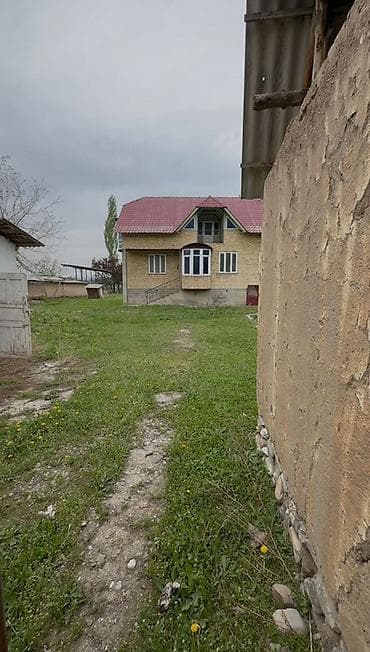 вагончик дом на колёсах: Продается жилой дом с большим земельным участком. - Кирпичный — 2