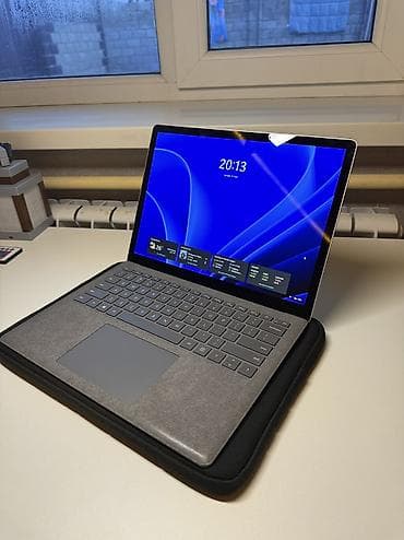 Ноутбуки и аксессуары: Ультрабук, Intel Core i5 — 3