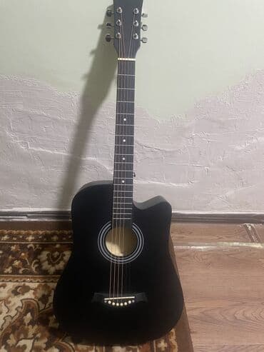 студия звукозапись: Акустическая гитара шестиструнная, форма корпуса — дредноут с вырезом — 1