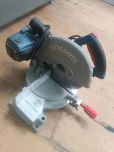 Фирма PROX Углорез Тарцовая пила 255мм Работает отлично Пила в хорошем