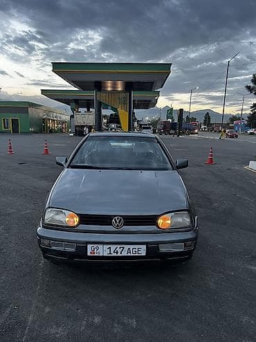 mondeo 3: Volkswagen Golf: 1997 г., 1.8 л, Механика, Бензин, Хэтчбэк — 5