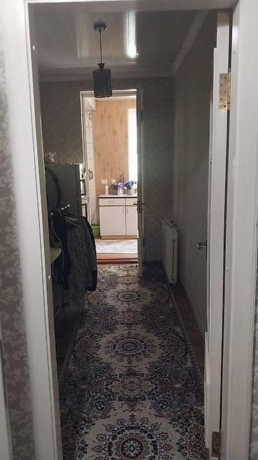 1 ком квартира псо: - Полы с ковровым покрытием в мягких серых тонах. - Лоджия/кухня/ — 7