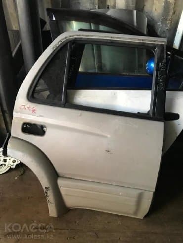 двери для дома: Toyota Surf / 4Runner 185 Дверь 4Runner, Тойота Сюрф 185 / Форанер — 1