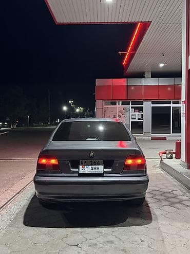 бир: BMW 5 series: 1997 г., 2 л, Кол менен иштөөчү, Бензин, Седан — 8