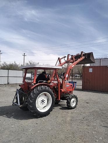 турецкий трактор: Минитрактор Yanmar YM3220D с фронтальным погрузчиком - Полный привод — 3