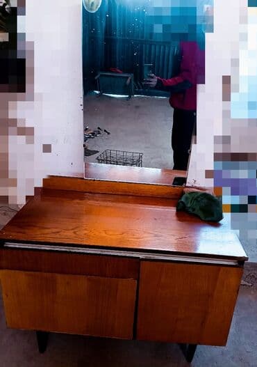 мебель кресло кровать: Тумбочка с зерколом — 1