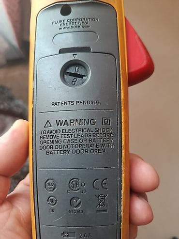 кычкач: Токоизмерительные клещи Fluke 376 True RMS Профессиональный — 2