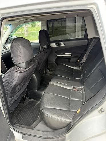трещины: Subaru Forester: 2010 г., 2.5 л, Автомат, Газ, Кроссовер — 8