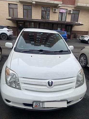 Toyota Ist: 2003 г., 1.3 л, Автомат, Бензин, Хэтчбэк