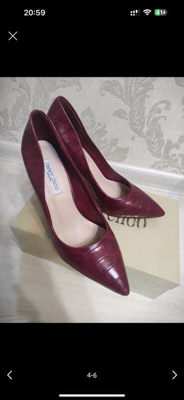 Спецодежда: 1. Туфли Надеты 1 раз на мероприятие. высота каблука 8 см. Бренд — 11