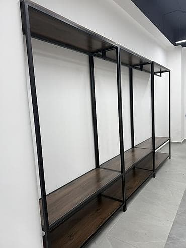Торговое оборудование: Торговое оборудование для магазина/шоурума Два золотых стеллажей — 4