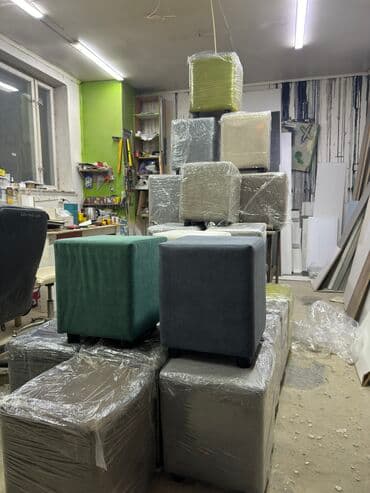 пуфики на заказ: Пуфики квадратные 
Готовые и на заказ — 2