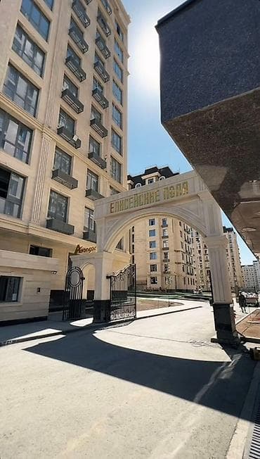 bay tash: 3 комнаты, 137 м², Индивидуалка, 3 этаж, Готовая ПСО (под самоотделку) — 1