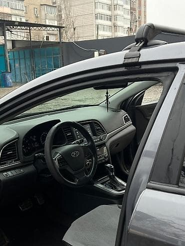 daewoo centra: Hyundai Elantra: 2016 г., 1.6 л, Автомат, Бензин, Лифтбек — 2