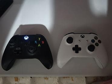 Xbox One: Продаю или меняю на ps5. Xbox series x в отличном состоянии подписка — 2