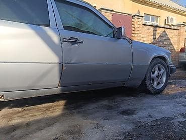 кигант мерс: Mercedes-Benz E-Class: 1995 г., 2 л, Механика, Бензин, Седан — 7