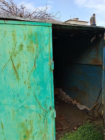 старый аэропорт: 16 м², Металлический | Разборной — 4