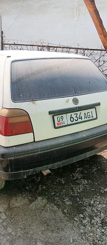 volkswagen passat машины: Volkswagen Golf: 1992 г., 1.4 л, Ручные, Бензин, Хэтчбэк — 2