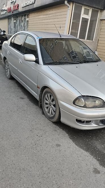 Toyota Avensis: 1998 г., 1.6 л, Механика, Бензин, Седан at lalafo.kg Toyota Avensis: 1998 г., 1.6 л, Механика, Бензин, Седан