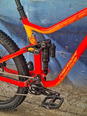 Балдар үчүн велосипеддер: Merida One-Sixty Рама: размер М Вилка: Fox 36 rhythm, 170 мм — 4