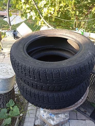 Шины 185 / 60 / R 15, Зима, Б/у, Комплект, Maxtrek — 2