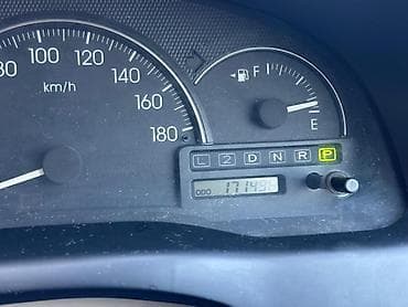 чехол полик: Toyota Ipsum: 2003 г., 2.4 л, Автомат, Бензин, Минивэн — 10