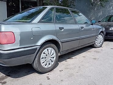 ram 2500: Audi 80: 1992 г., 2 л, Механика, Бензин, Седан — 6