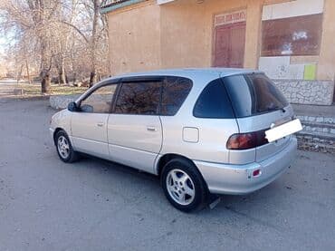 мв 100 д: Toyota Ipsum: 1999 г. — 4