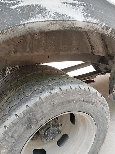 топливный бак вольво: Легкий грузовик, Mercedes-Benz, Б/у — 1