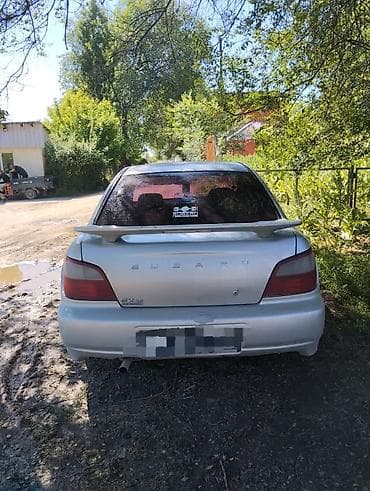 Subaru Impreza: 2000 г., Механика, Бензин, Седан