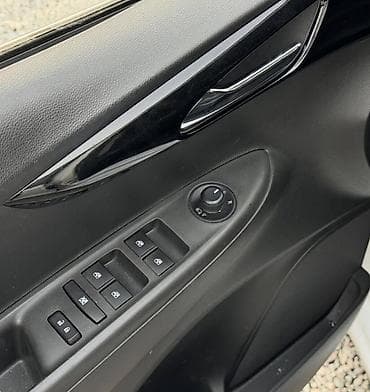 джойс: Chevrolet Spark: 2020 г., 1 л, Автомат, Бензин, Хэтчбэк — 2