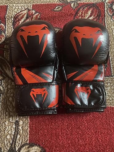 женские часы оригинал: Продаю экипировку для единоборств Перчатки Venum, футы Venum, шлем — 2