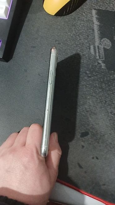 pes 4: IPhone 11 Pro, Б/у, 128 ГБ, Белый, 73 % — 2