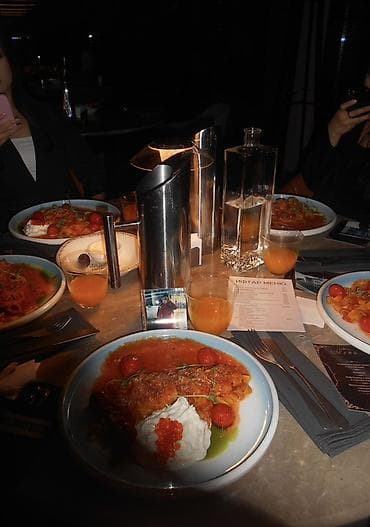 Техника и электроника: Срочная продажа Компактная цифровая камера Nikon Coolpix (бордовый — 3