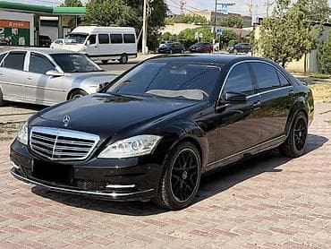 кнопка подогрева: Mercedes-Benz S-Class: 2010 г., 5.5 л, Автомат, Бензин, Седан — 1