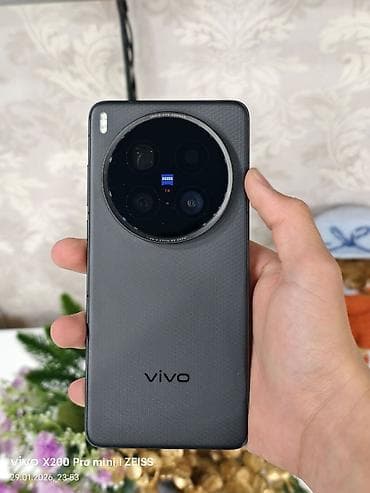 xr телефон: Vivo X200 Ultra, Б/у, 512 ГБ, цвет - Черный, 2 SIM, eSIM — 1