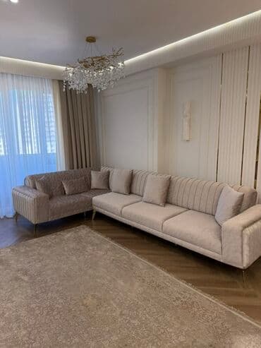 Угловой диван, C подушками