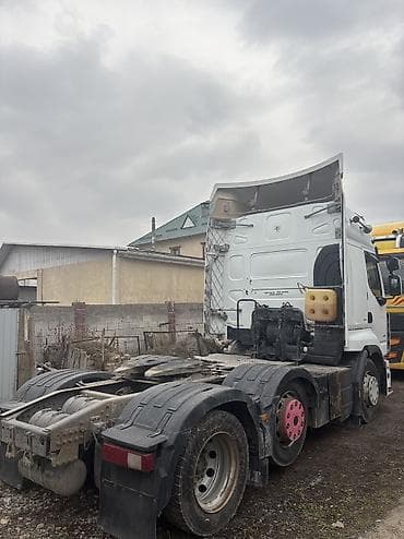 matiz 2008: Тягач, Renault, 2011 г. — 3