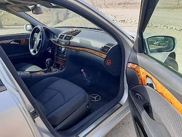 volvo euro 6: Mercedes-Benz E-Class: 2003 г., 2.6 л, Механика, Бензин, Седан — 6