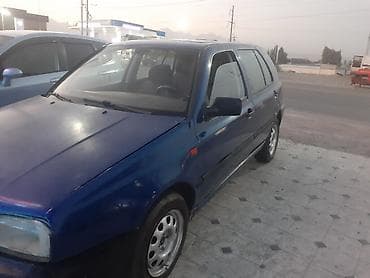 16 лето: Volkswagen Golf: 1994 г., 1.6 л, Механика, Бензин, Хэтчбэк — 2