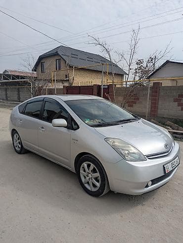 Toyota Prius: 2006 г., 1.5 л, Вариатор, Гибрид, Хэтчбэк