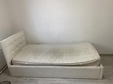 bunk bed: Односпальная кровать, С матрасом, длина - 200 см — 1