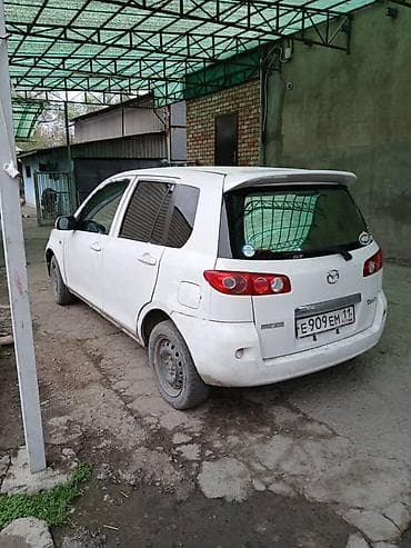 глф 2: Mazda Demio: 2005 г., 1.3 л, Автомат, Хэтчбэк — 5