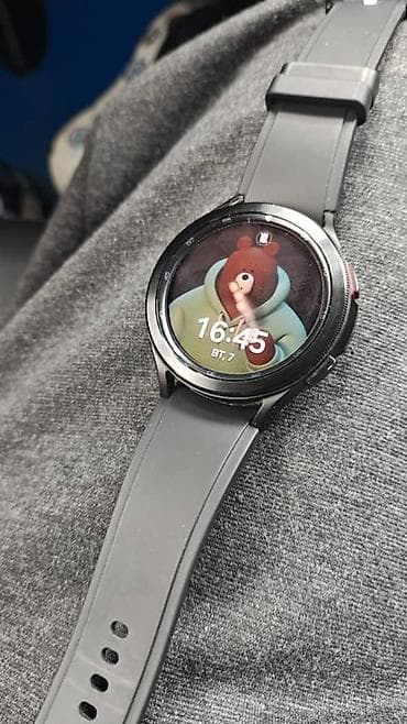 Умные часы Samsung Galaxy Watch4 Classic (чёрные) - Круглый