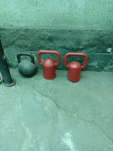 Гантели по 2кг/1200по 3 кг/"1300 по 5 кг/1500гиря 4600 окончательная at lalafo.kg Гантели по 2кг/1200по 3 кг/"1300 по 5 кг/1500гиря 4600 окончательная