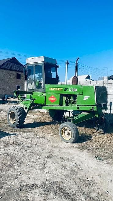 Самоходная косилка-жатка Fortschritt E 303 Е303 Е302 Немка Плюшилка