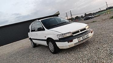 corolla runx: Mitsubishi Space Wagon: 1994 г., 1.8 л, Механика, Бензин, Минивэн — 5