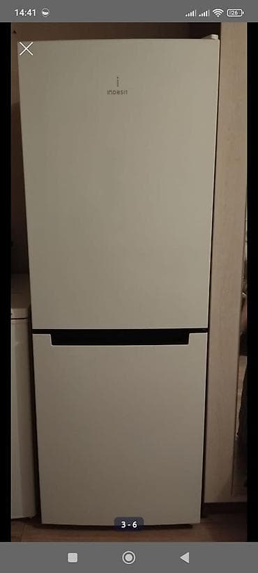 Продам надежный двухкамерный холодильник Indesit DF4160W в at lalafo.kg Продам надежный двухкамерный холодильник Indesit DF4160W в